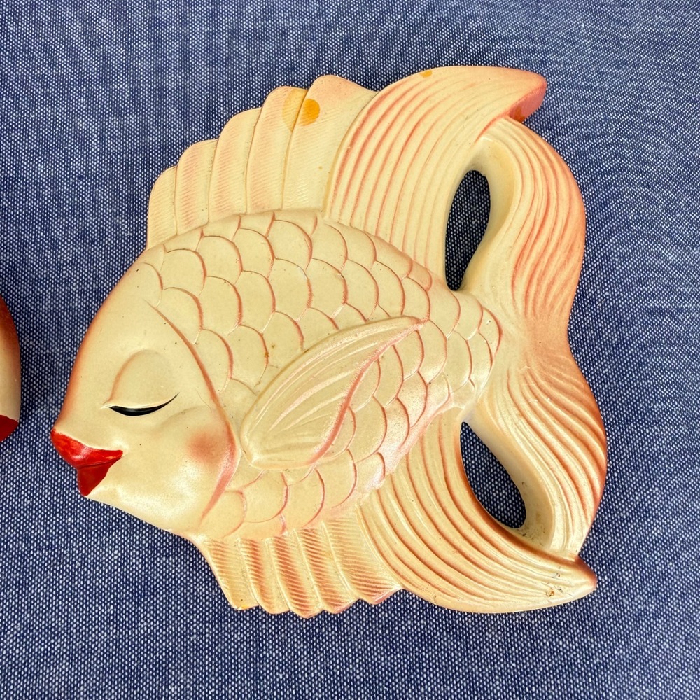 Miller Studio Kissing Fish Vtg Chalkware Set 2 MCM Kitsch **FLAWED READ - Picture 2 of 12